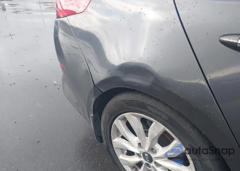 2015 Kia Optima Lx z USA, uszkodzony, nr VIN KNAGM4A70F5629403